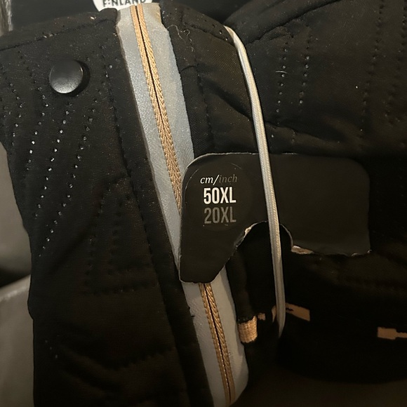 New Hurtta Quilted Dog Coat Jacket 🐾 50cm 20” medium to large - Picture 4 of 5